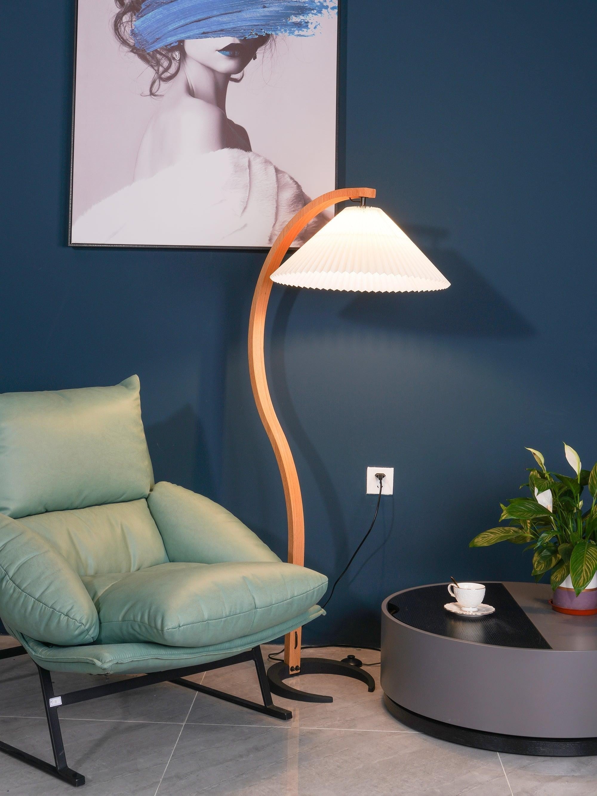 Caprani Scandinavian Floor Lamp