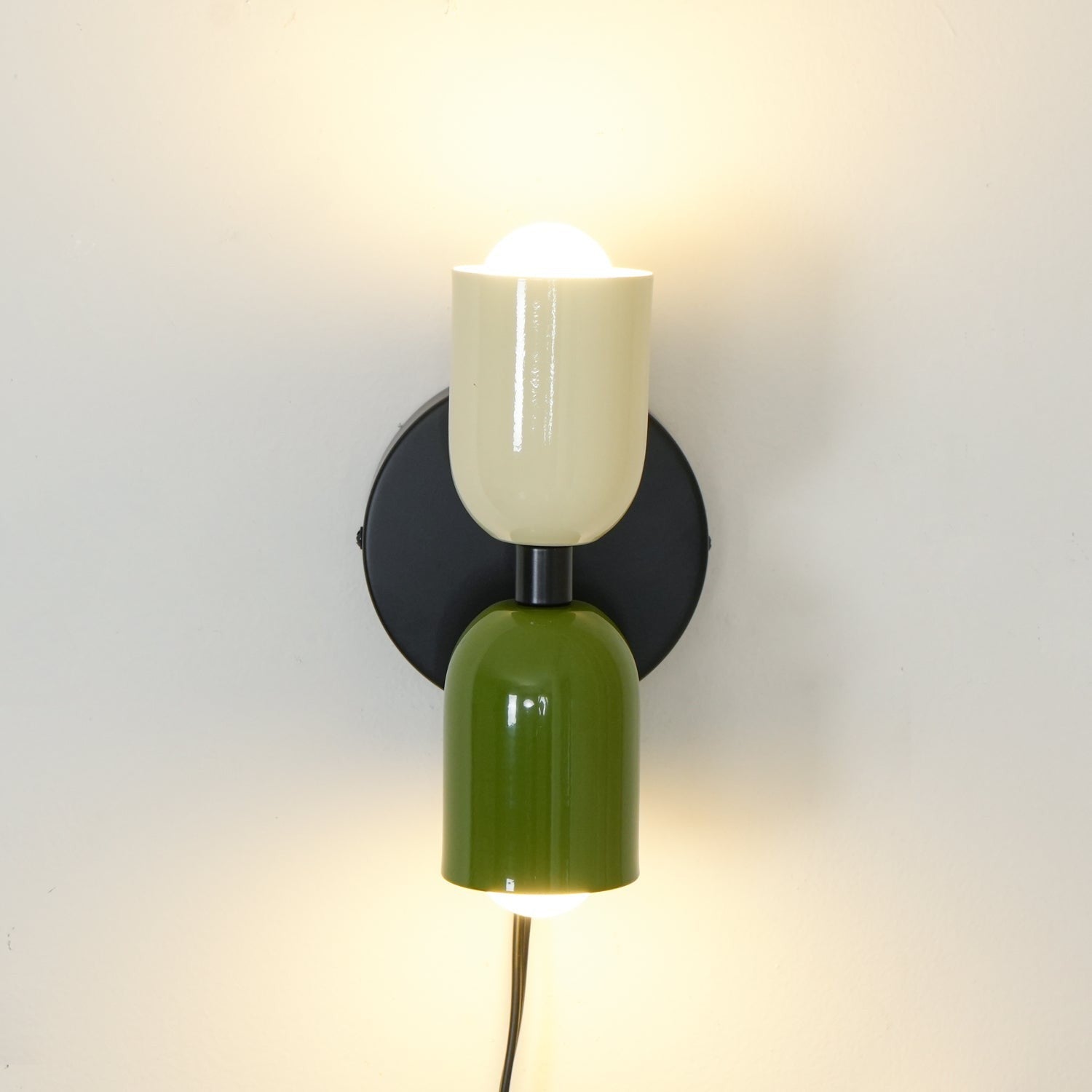 Couleur Dual Glow Wall Light