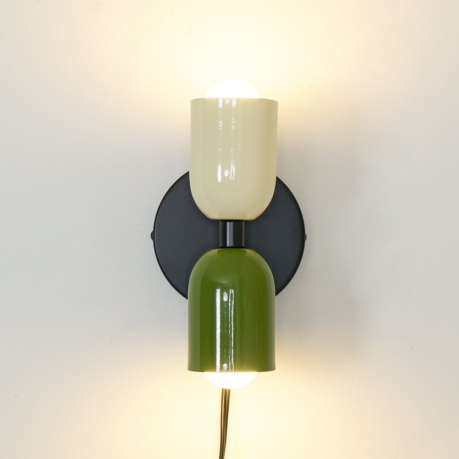 Couleur Dual Glow Wall Light