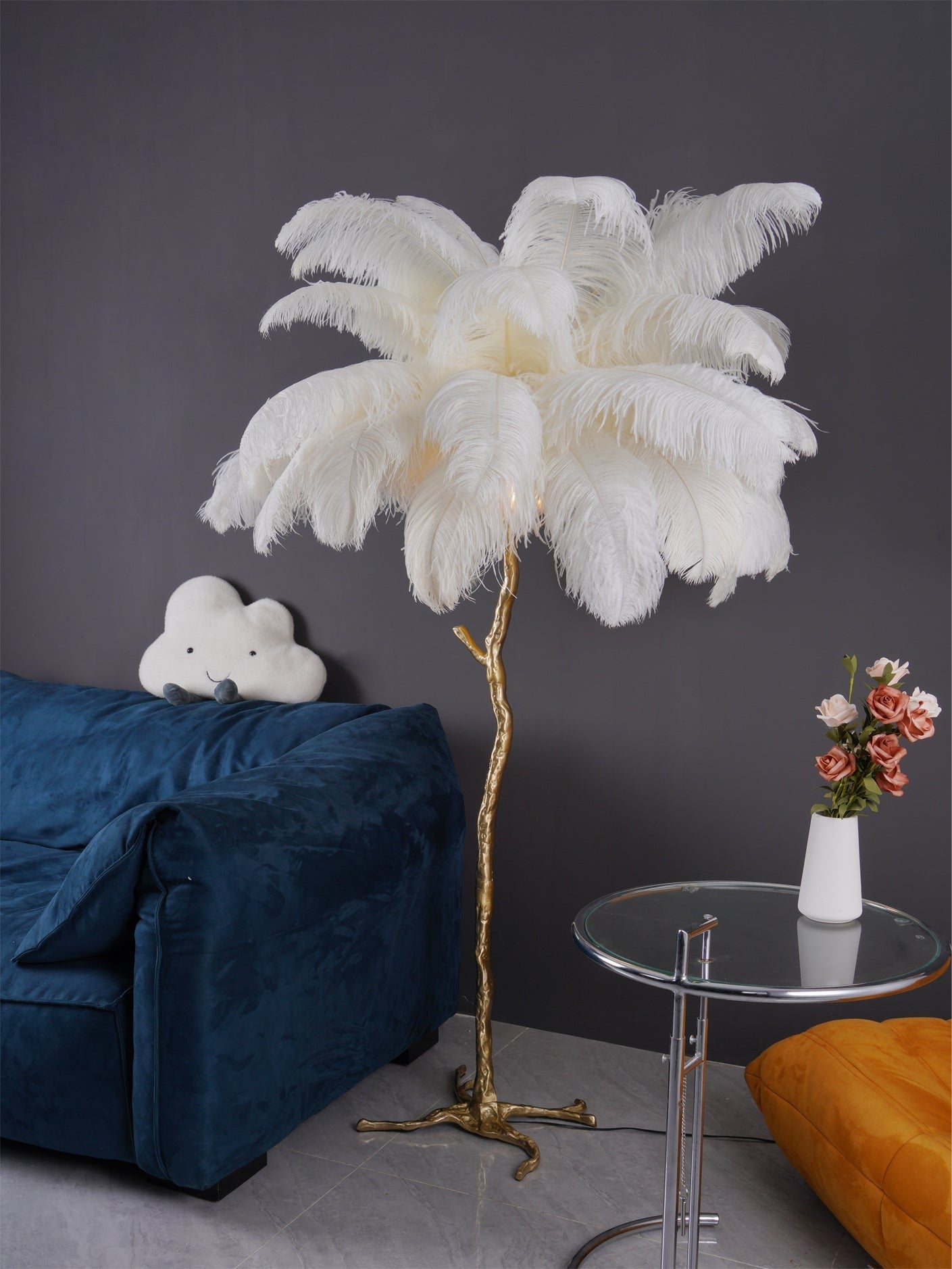Feathered Elegance Brass Floor Lamp detail view 131