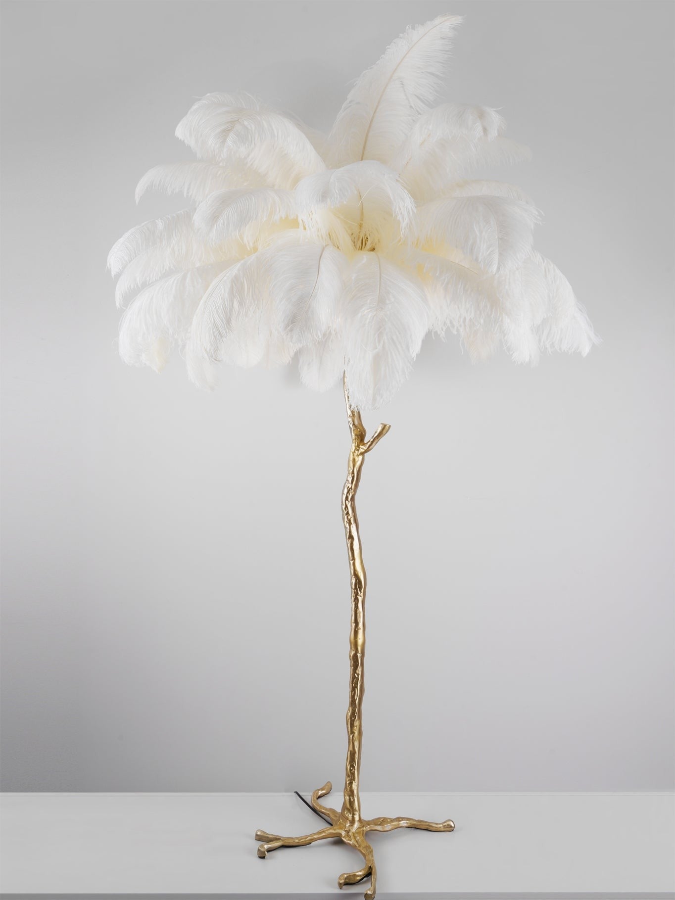 Feathered Elegance Brass Floor Lamp detail view 135