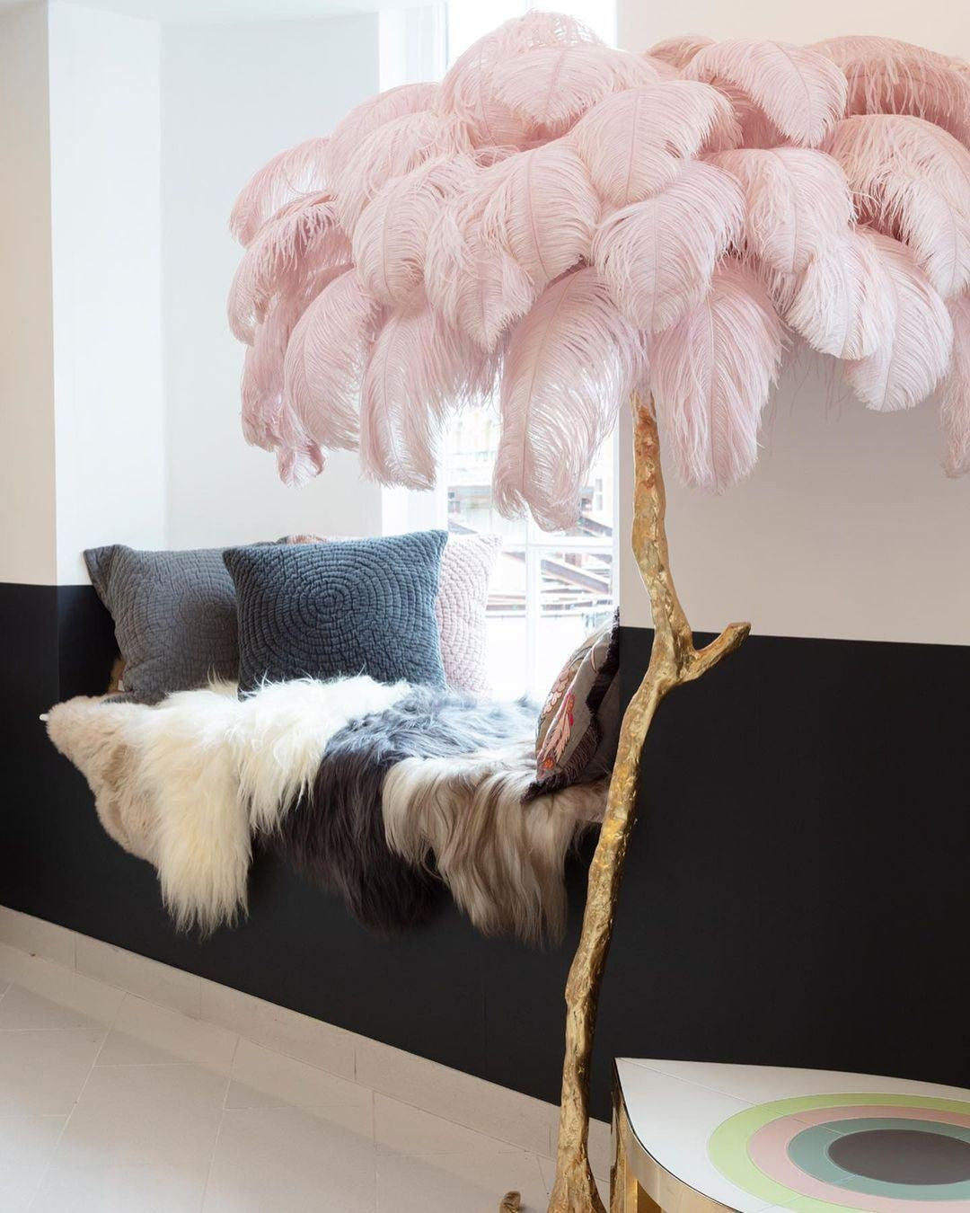 Feathered Elegance Brass Floor Lamp detail view 53