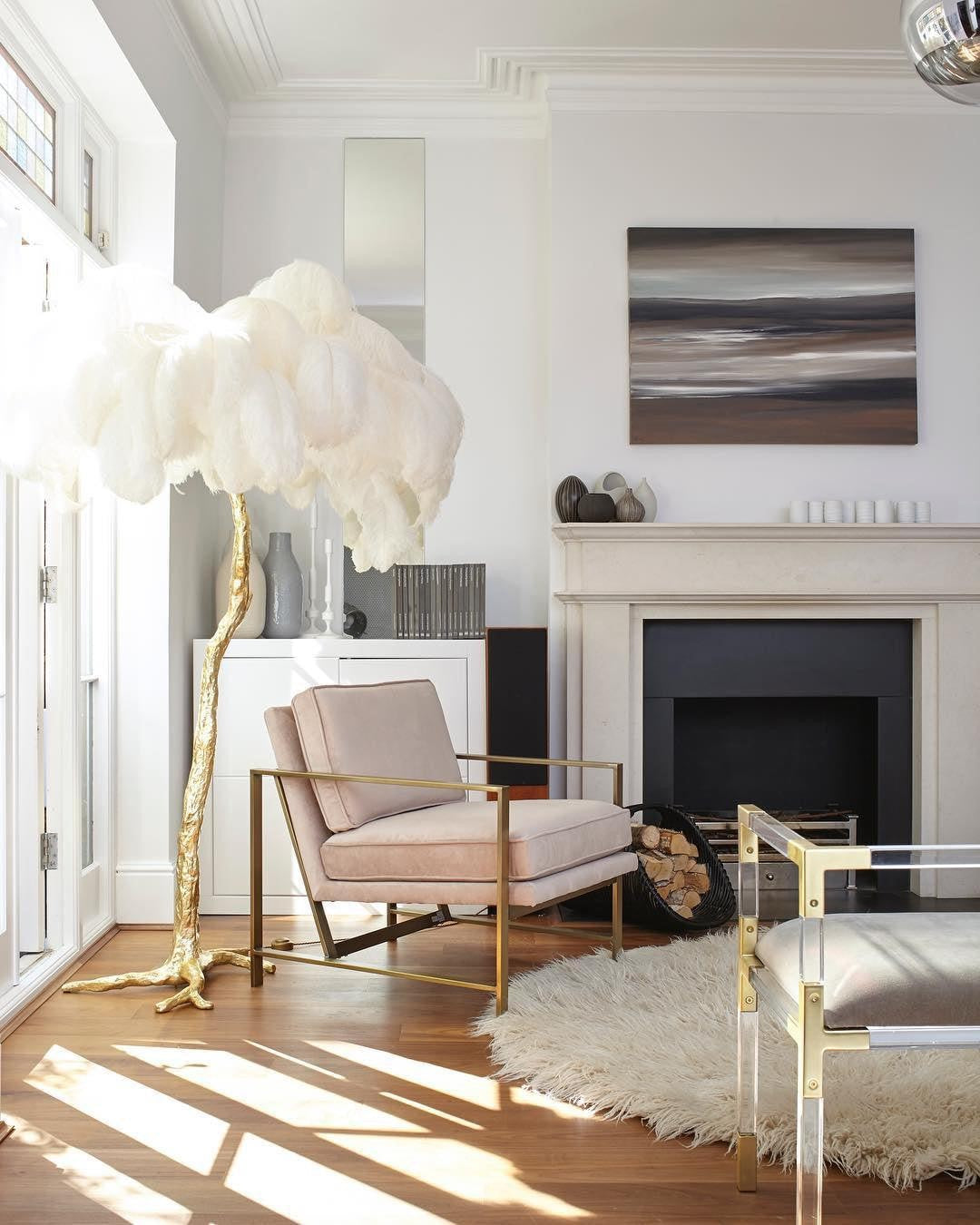 Feathered Elegance Brass Floor Lamp detail view 77