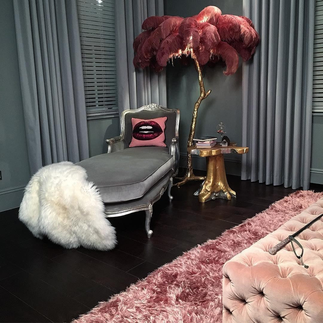 Feathered Elegance Brass Floor Lamp detail view 97