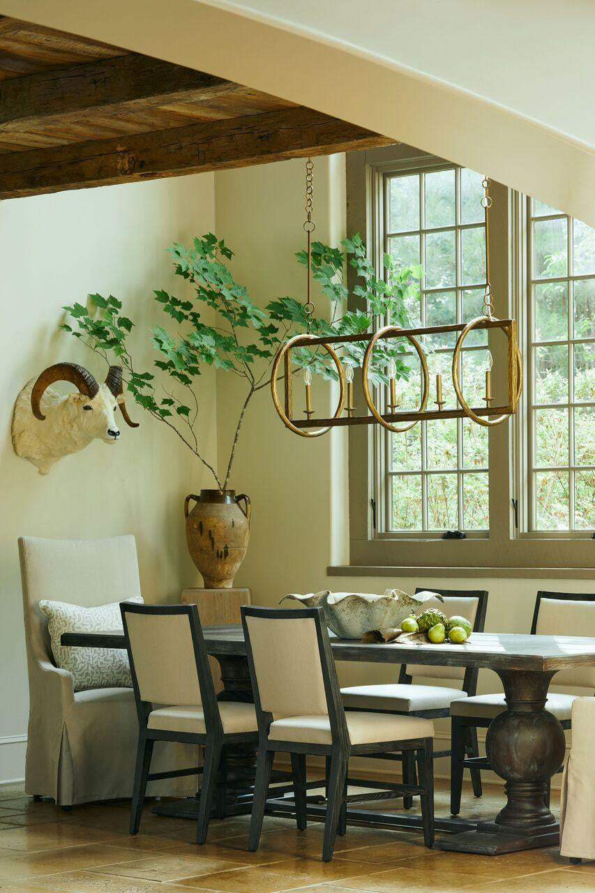 Leo Chandelier