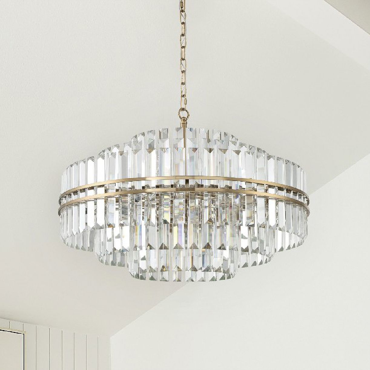 Hayes 16-Light Aged Brass Chandelier
