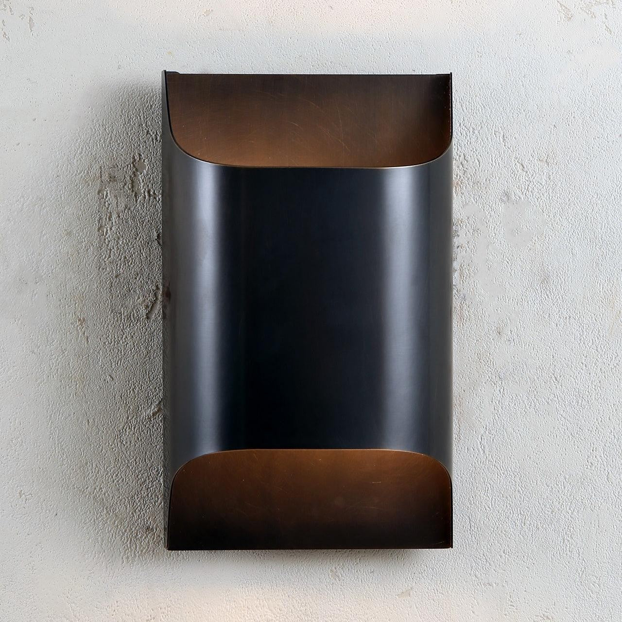 Leclerc Polished Brass Wall Sconce detail view 26
