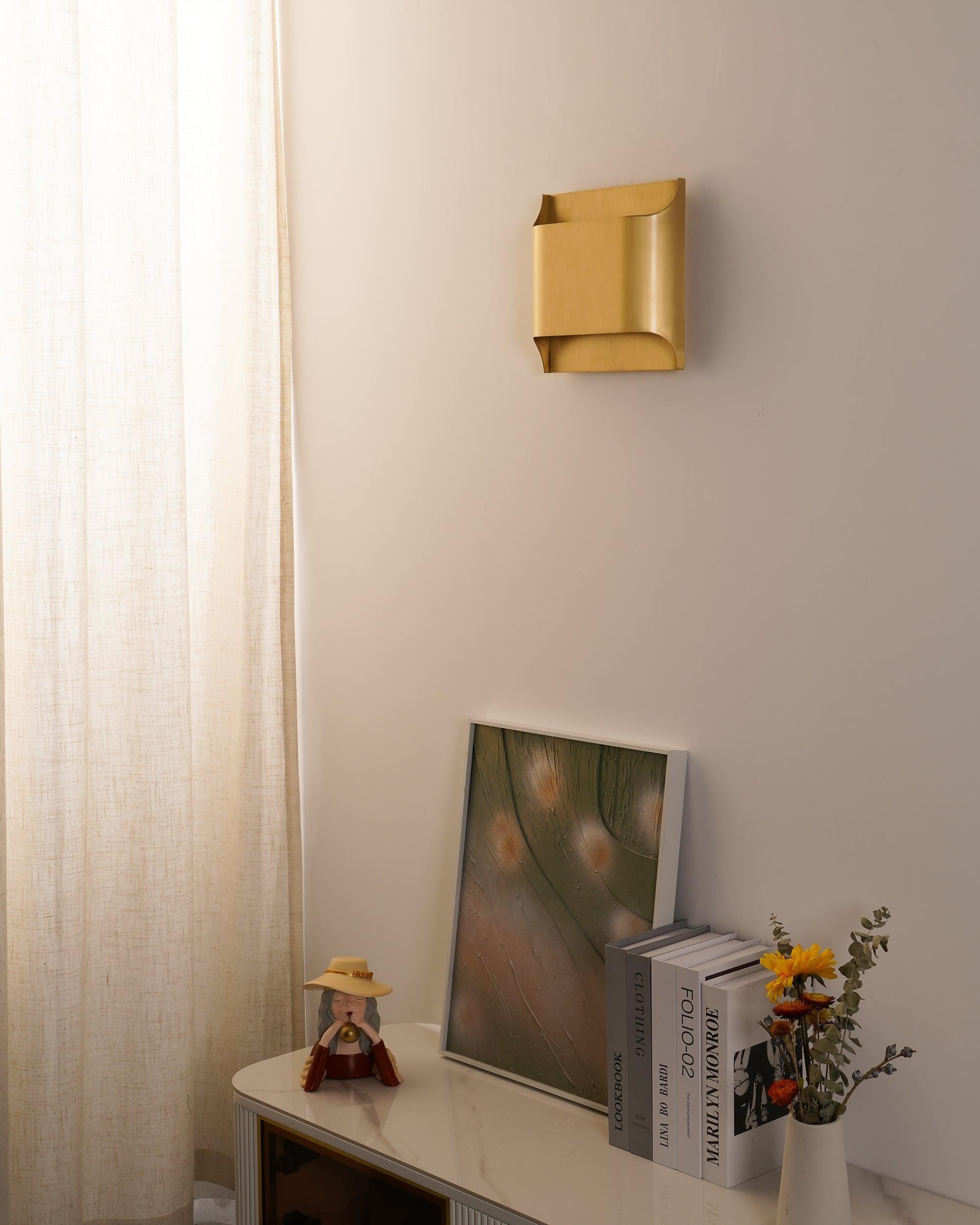 Leclerc Polished Brass Wall Sconce detail view 35