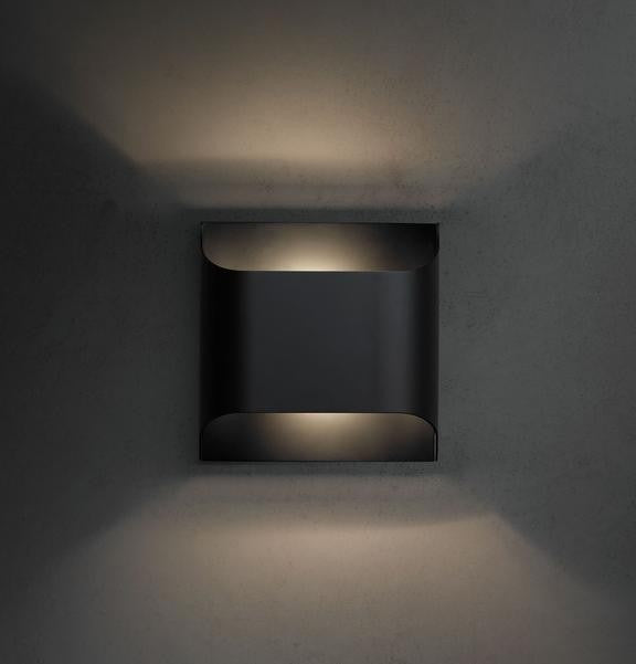Leclerc Polished Brass Wall Sconce detail view 51