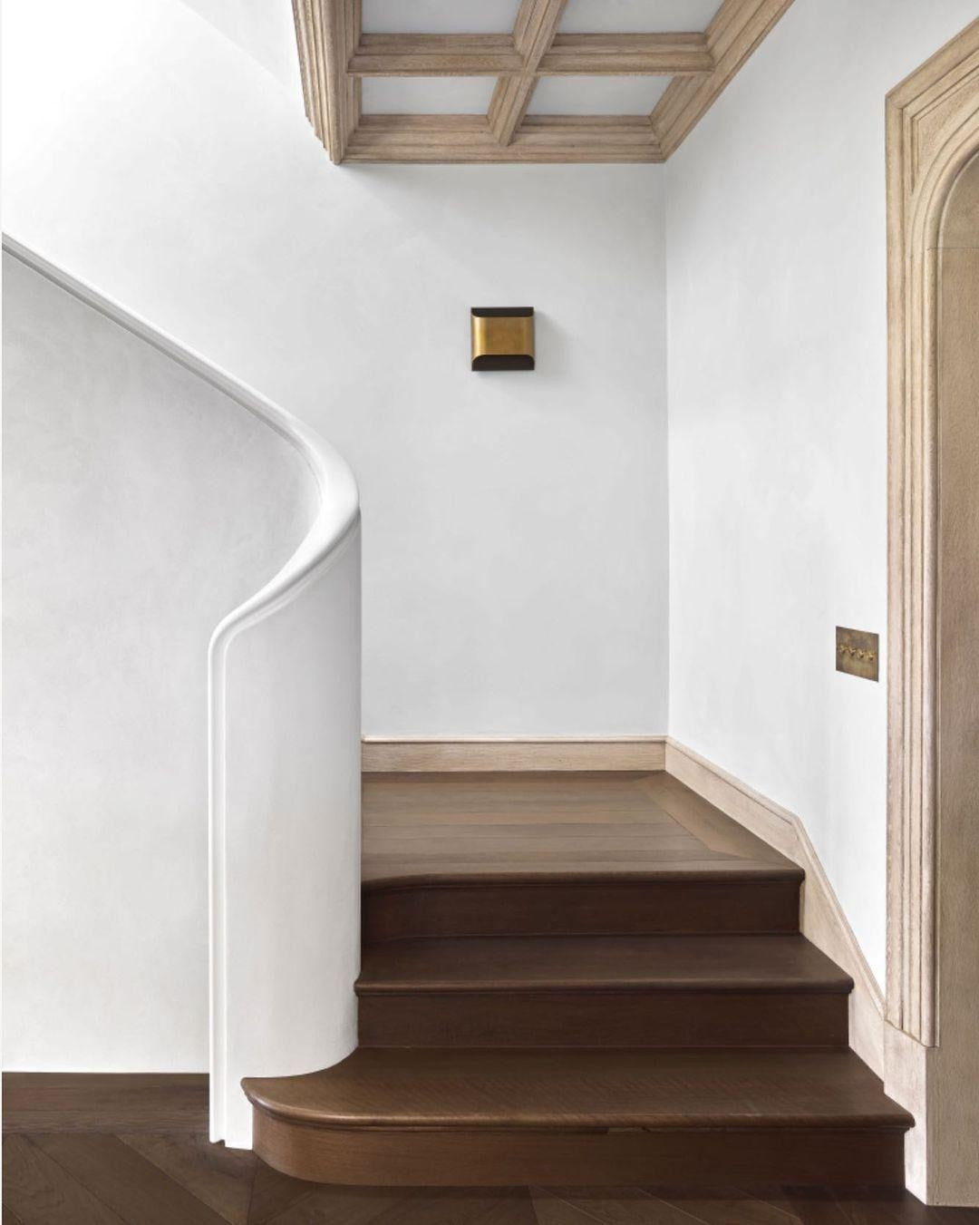Leclerc Polished Brass Wall Sconce detail view 55