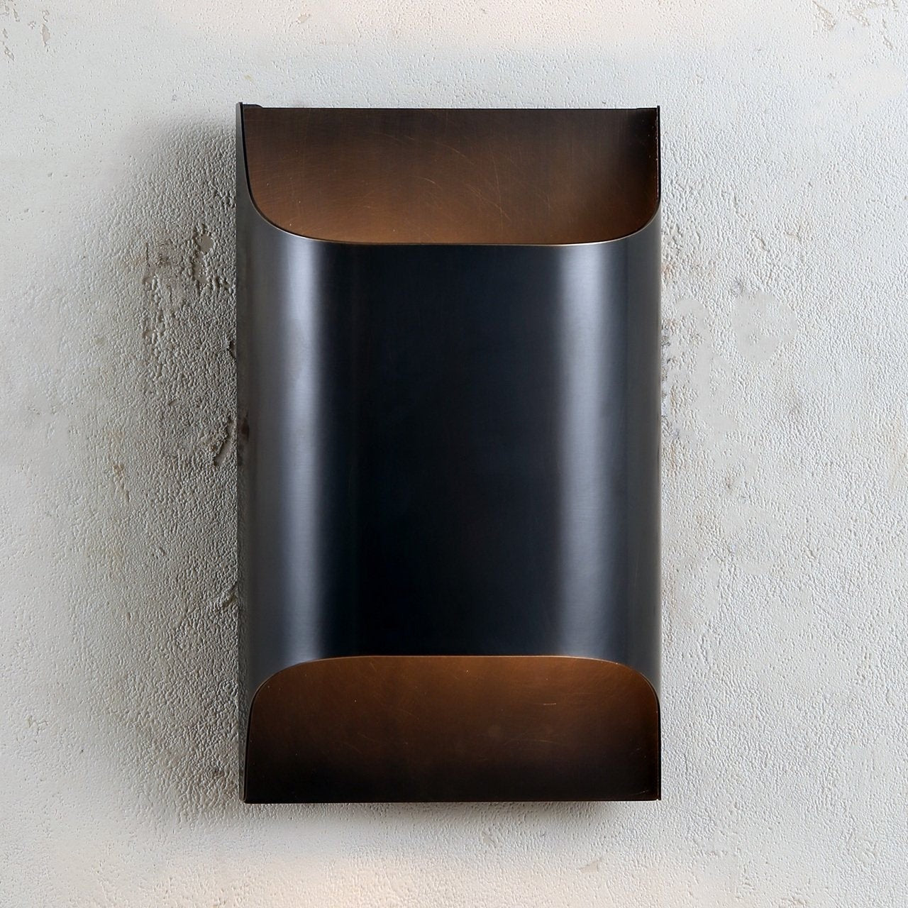 Leclerc Polished Brass Wall Sconce detail view 64