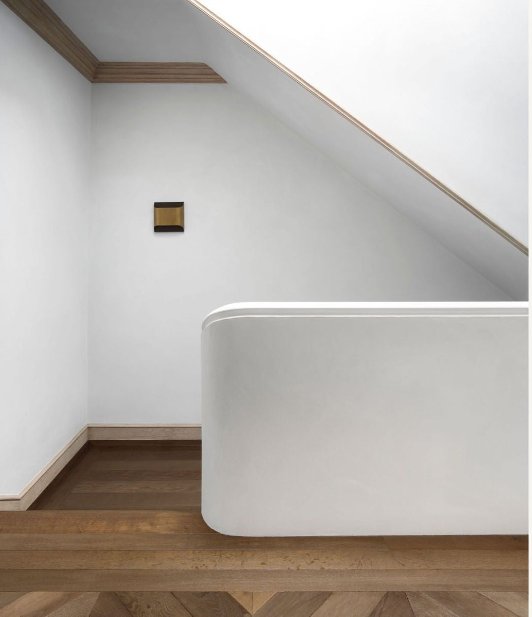 Leclerc Polished Brass Wall Sconce detail view 69