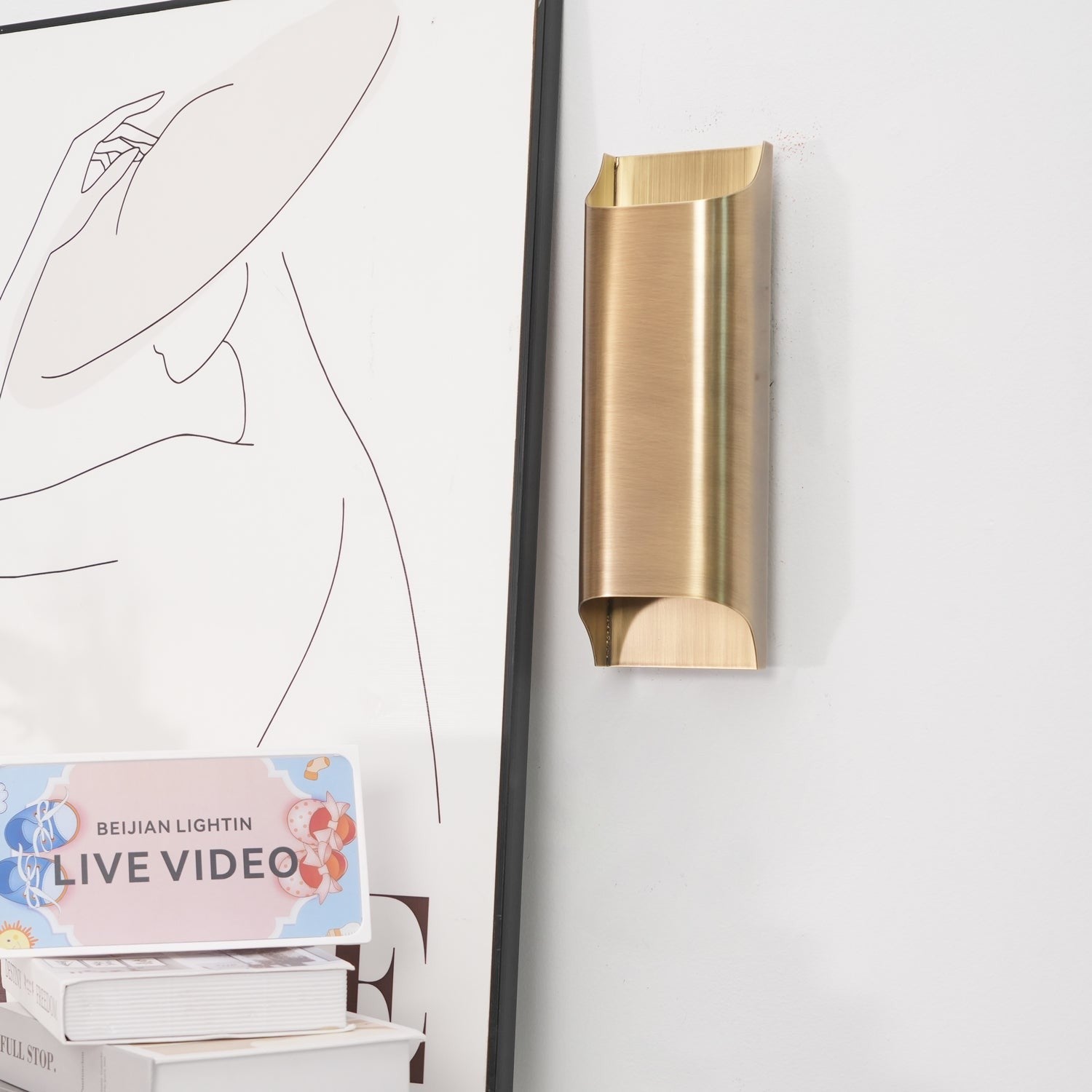 Leclerc Polished Brass Wall Sconce detail view 73