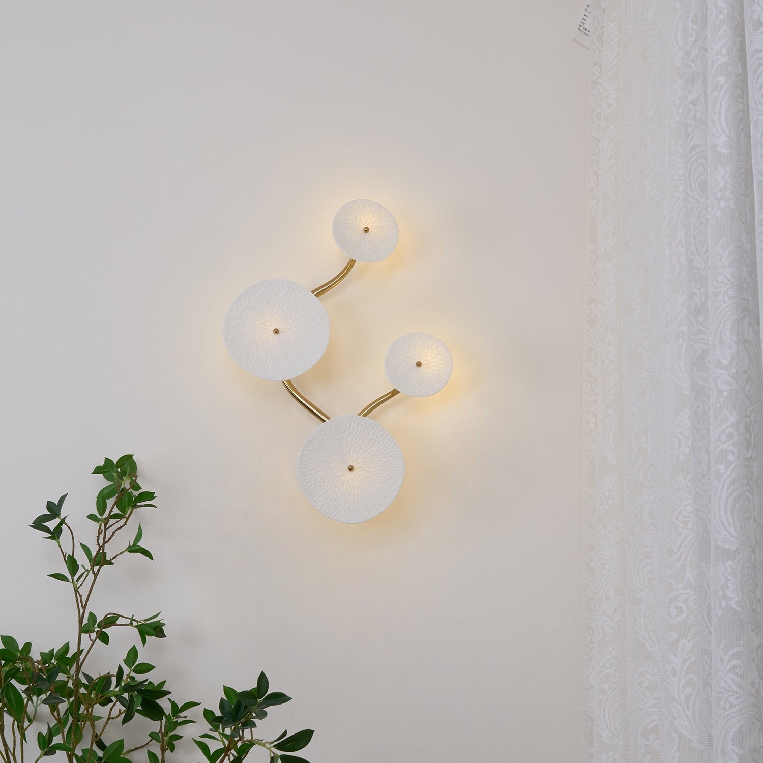 Lotus Cascade Ceramic Wall Light