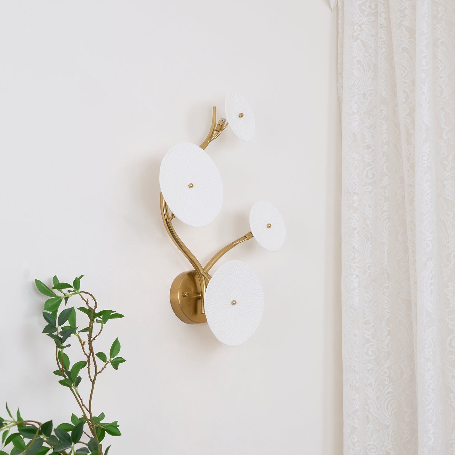 Lotus Cascade Ceramic Wall Light