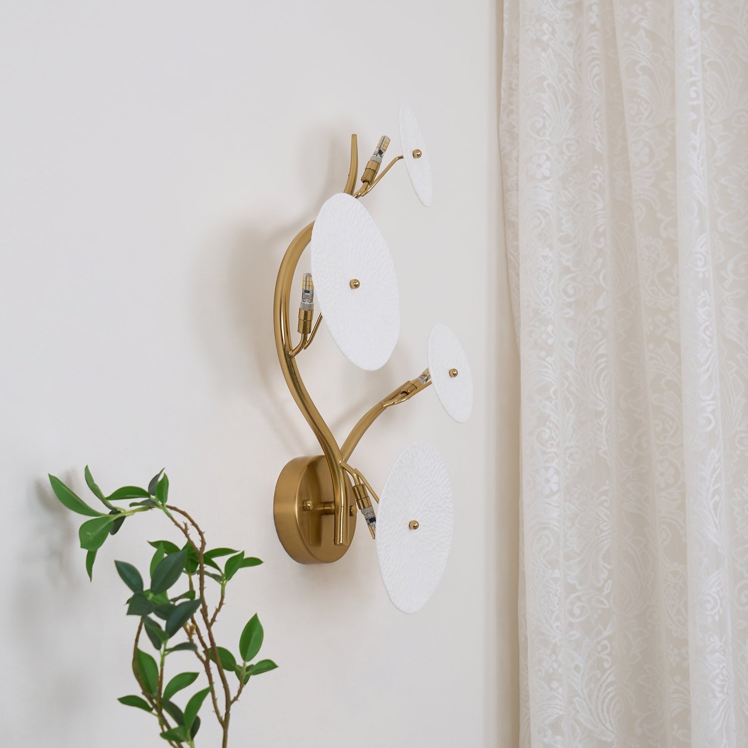 Lotus Cascade Ceramic Wall Light