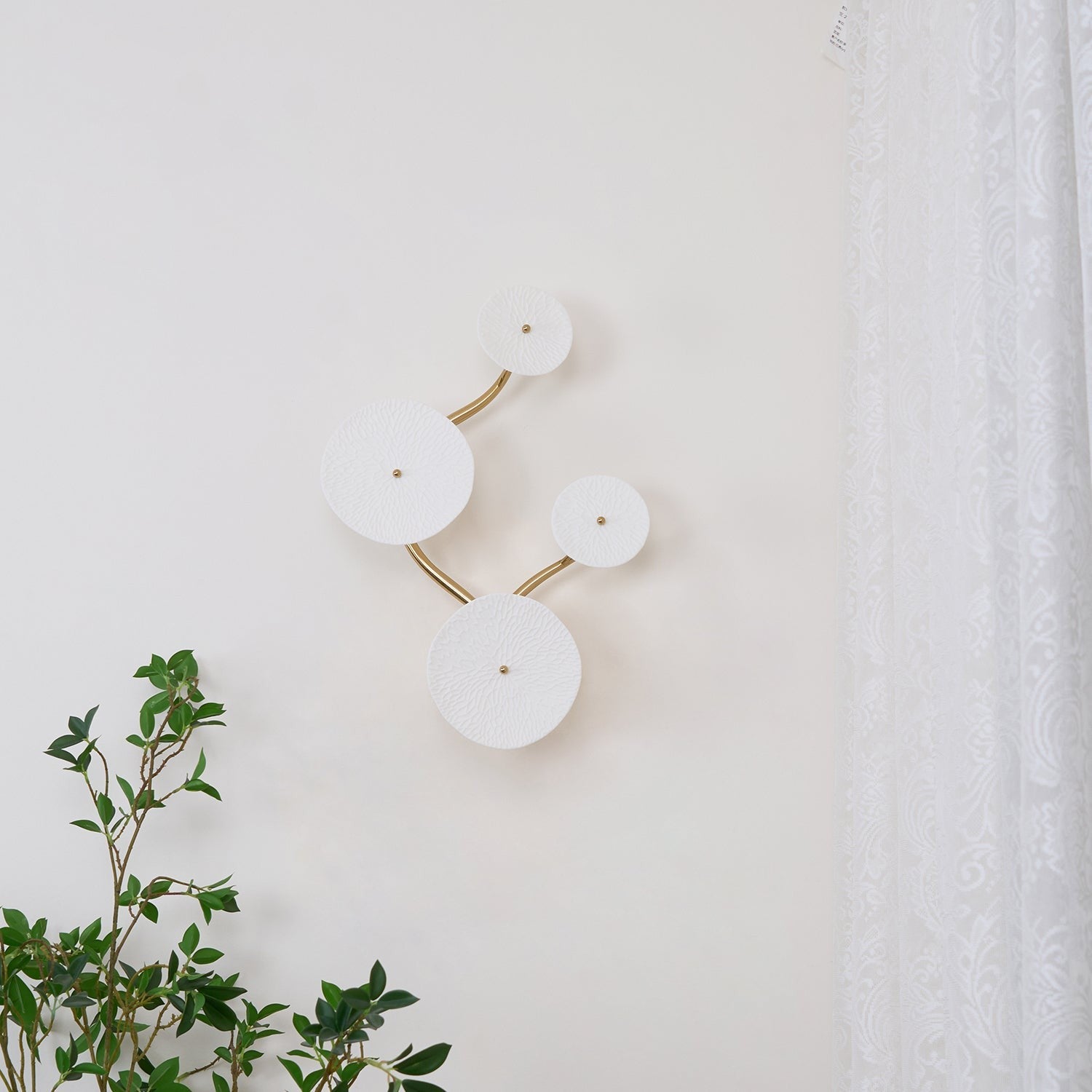 Lotus Cascade Ceramic Wall Light