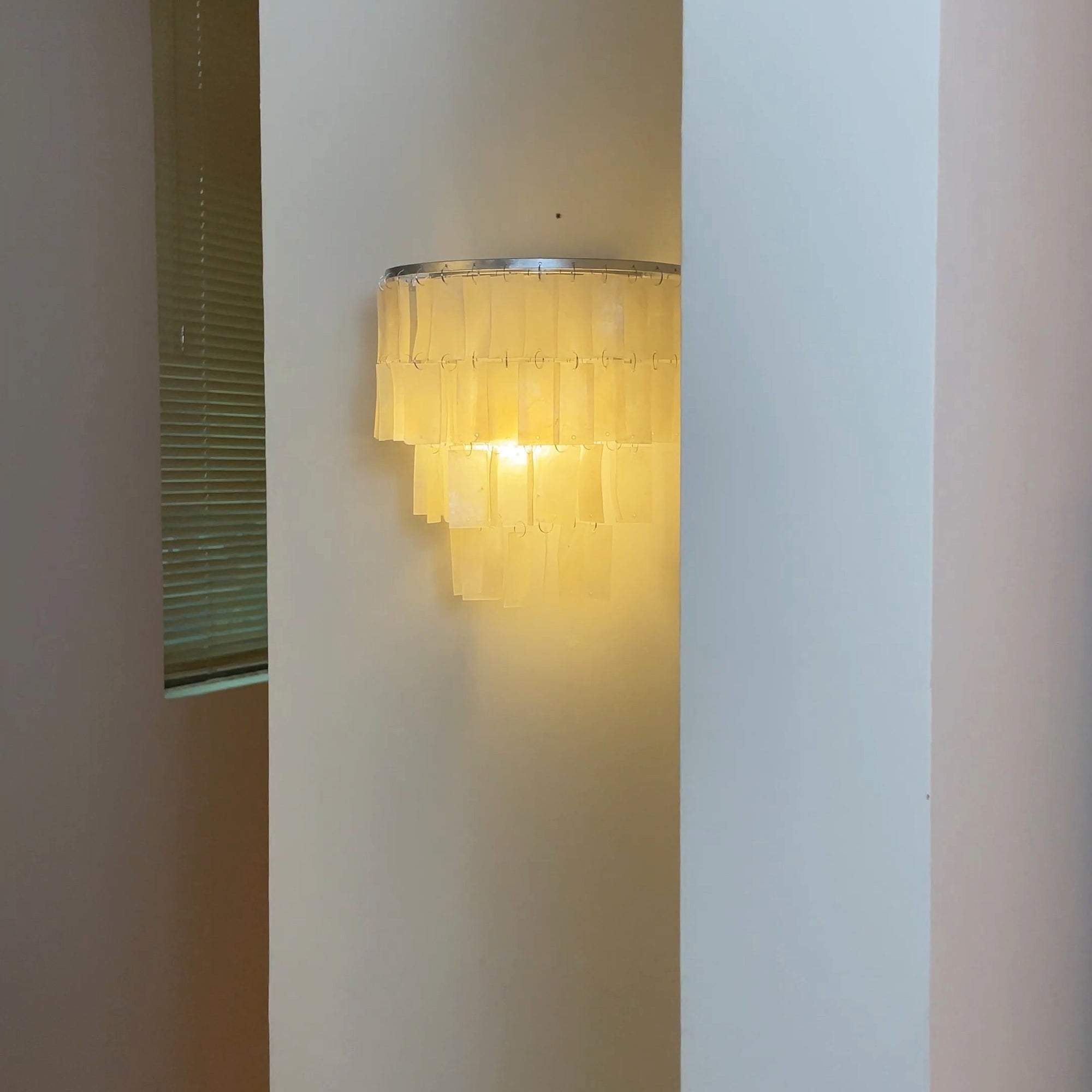 Lunara Shell Cascade Wall Light, Hardwired Wall Sconce, detail 22