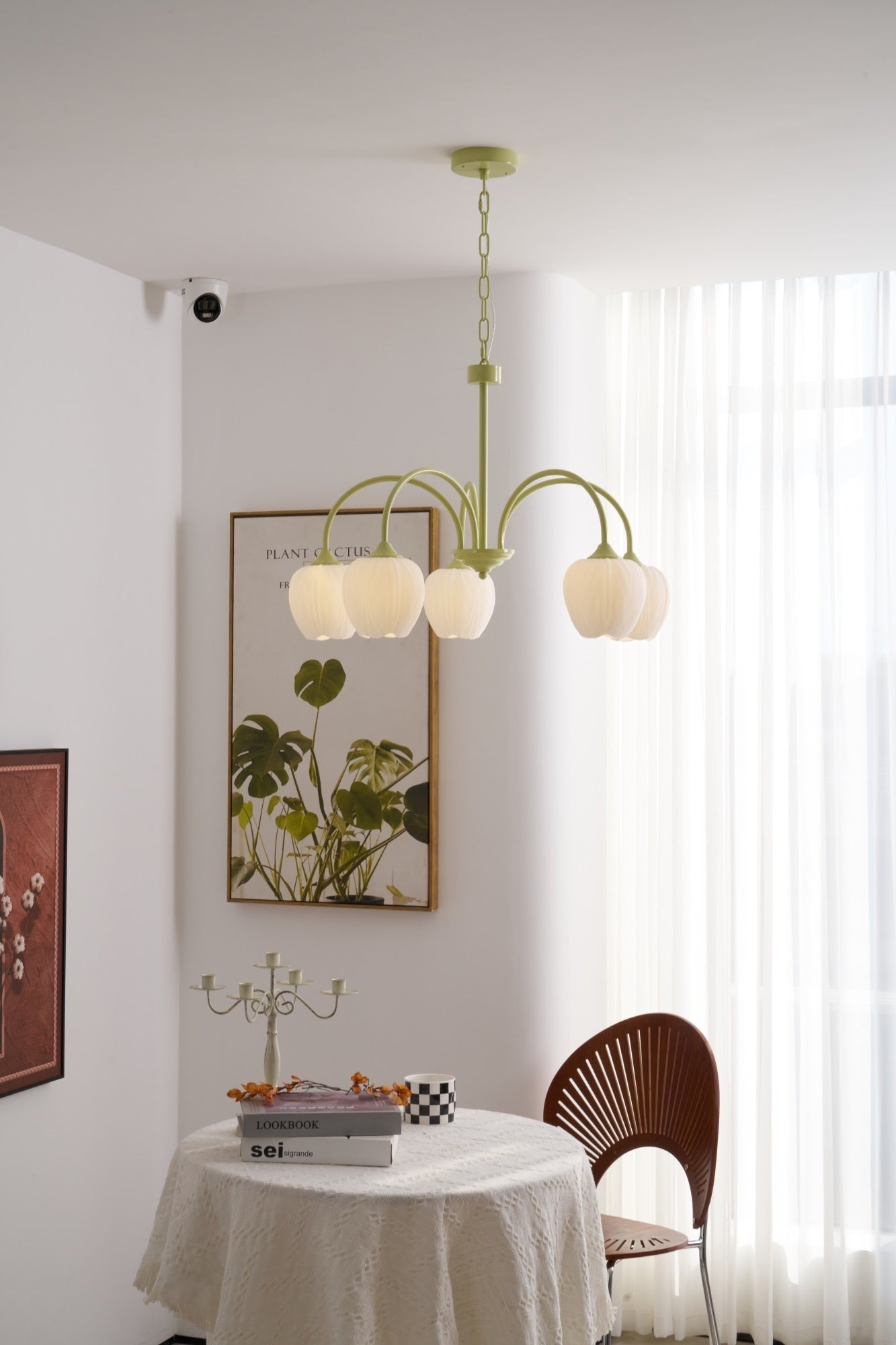 Matcha Bloom Tulip Chandelier detail view 71