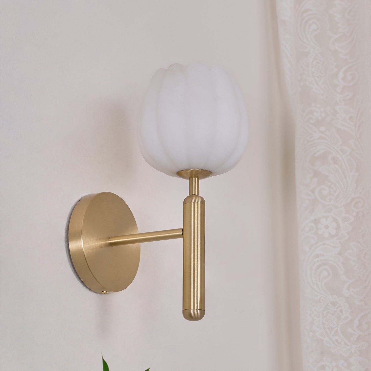 Mian Alabaster Blossom Wall Light