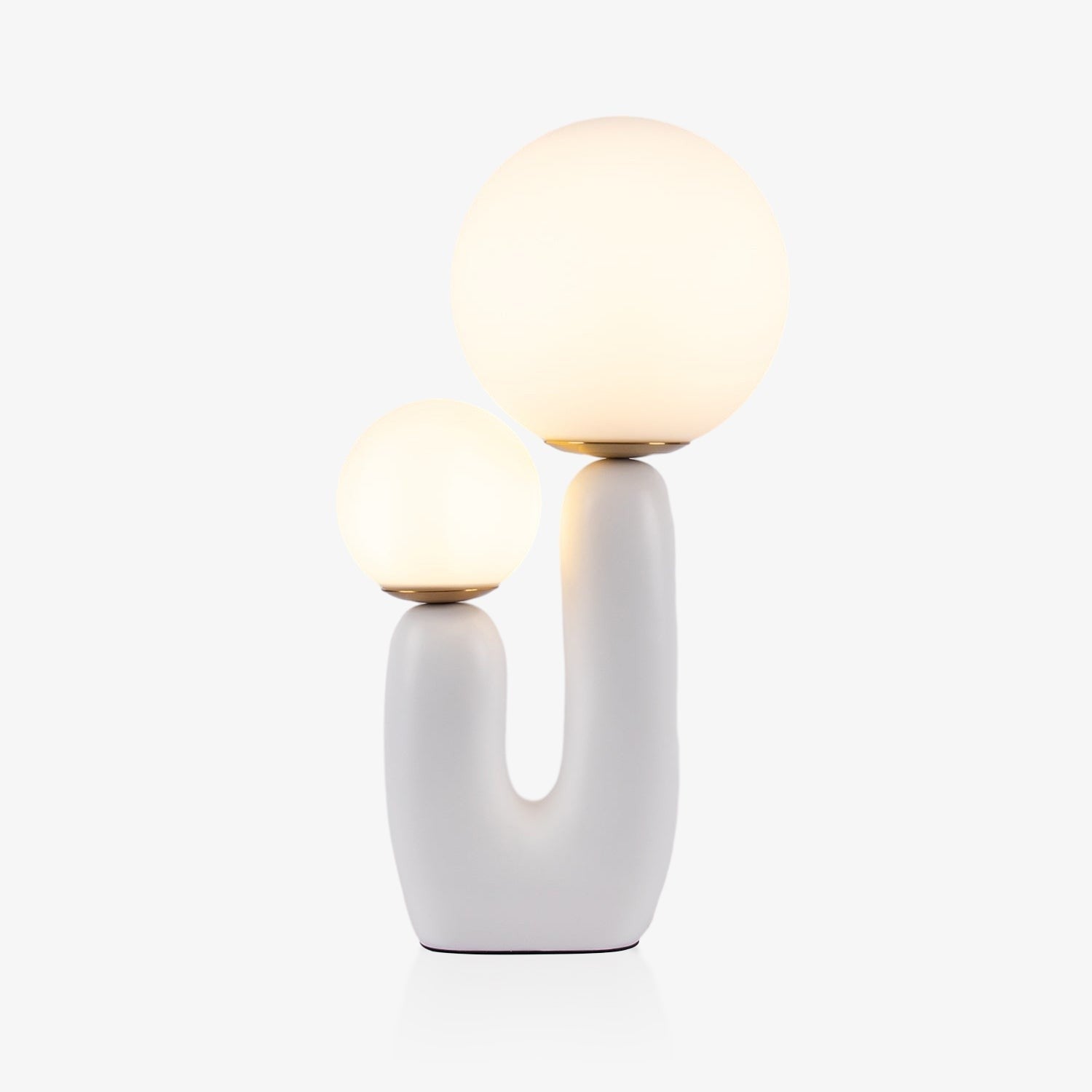 Oo Smooth Resin Table Lamp