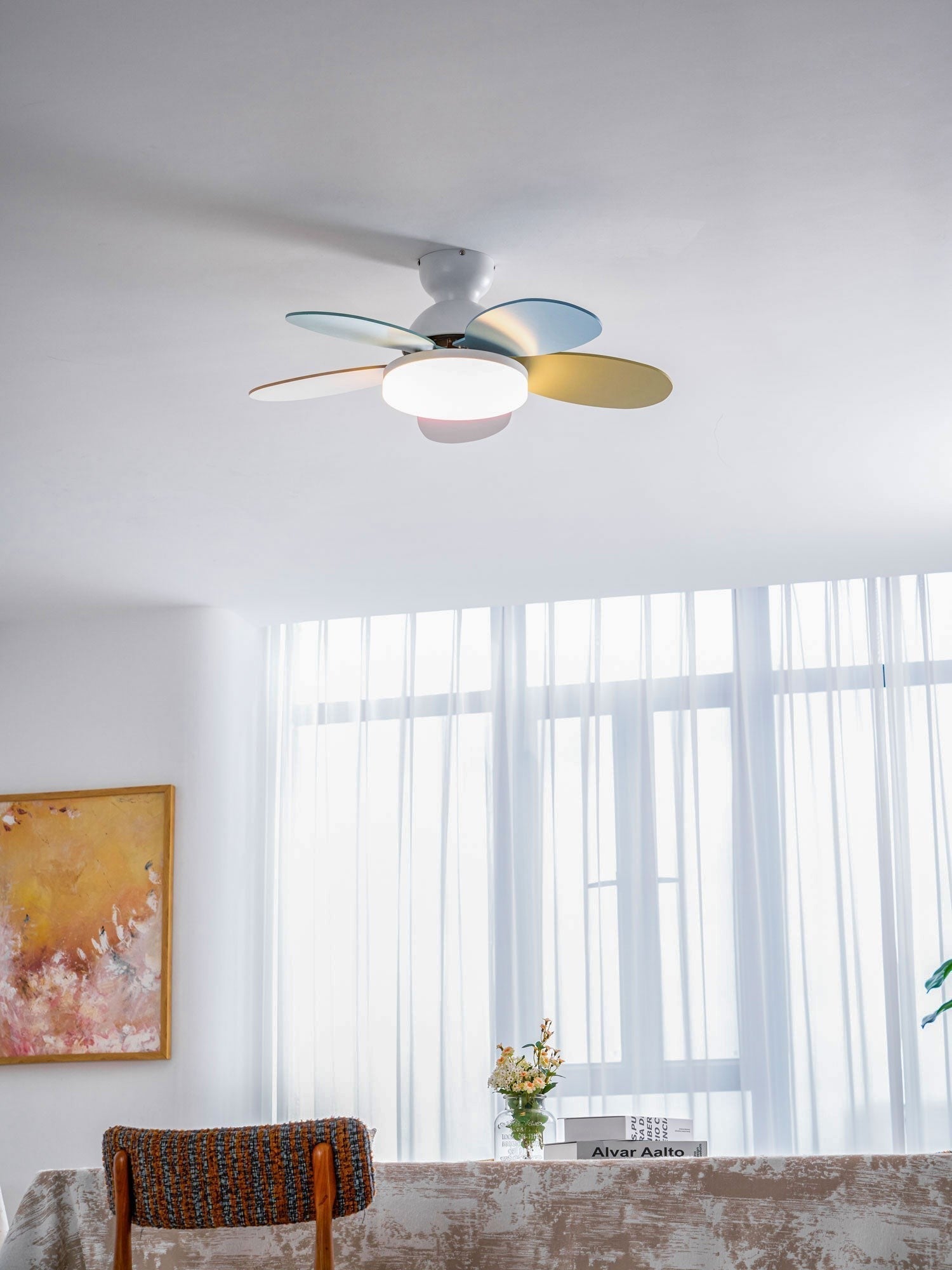 Petalo Wood Blade Ceiling Fan Light