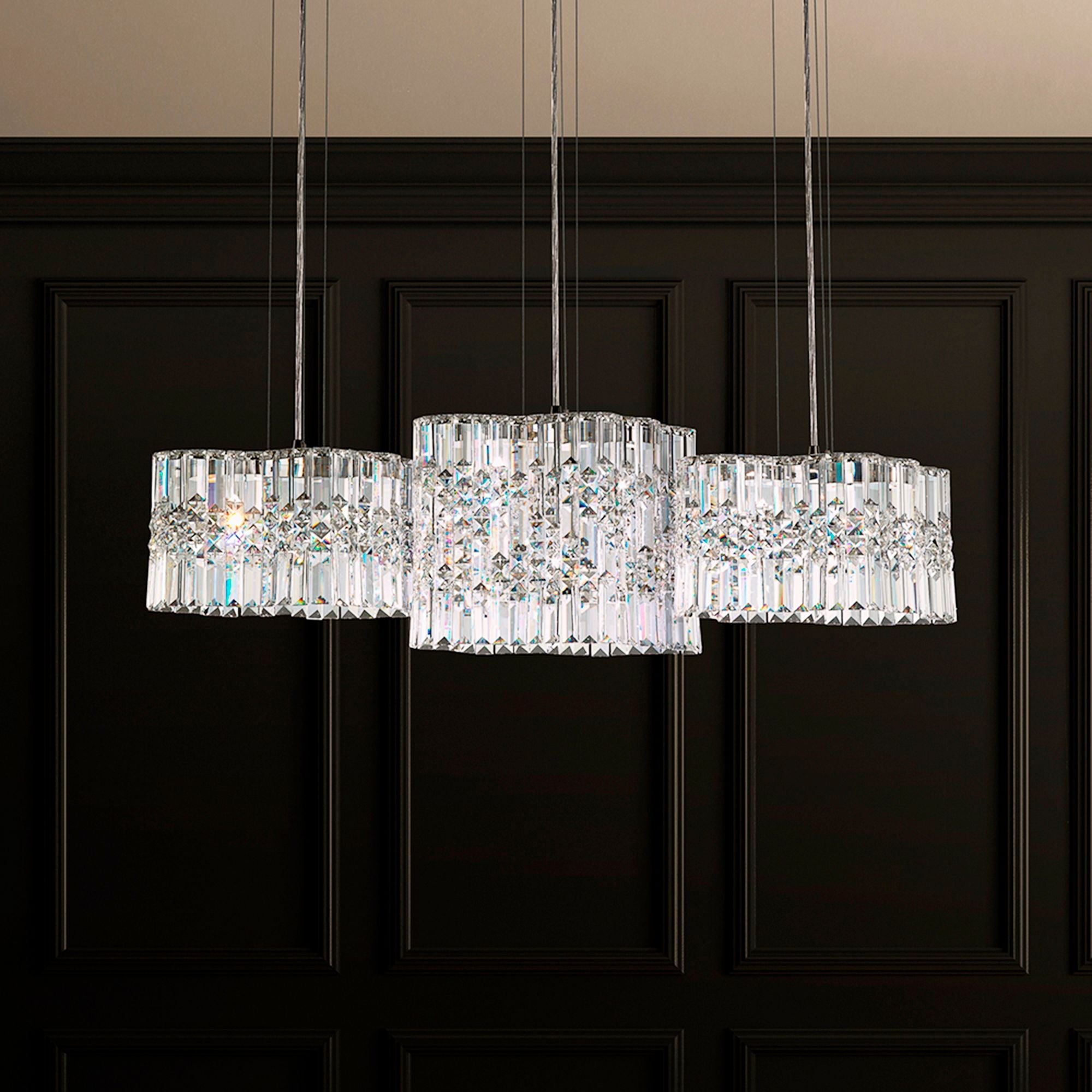 Selene 11"H X 6-Light Crystal Pendant in Polished