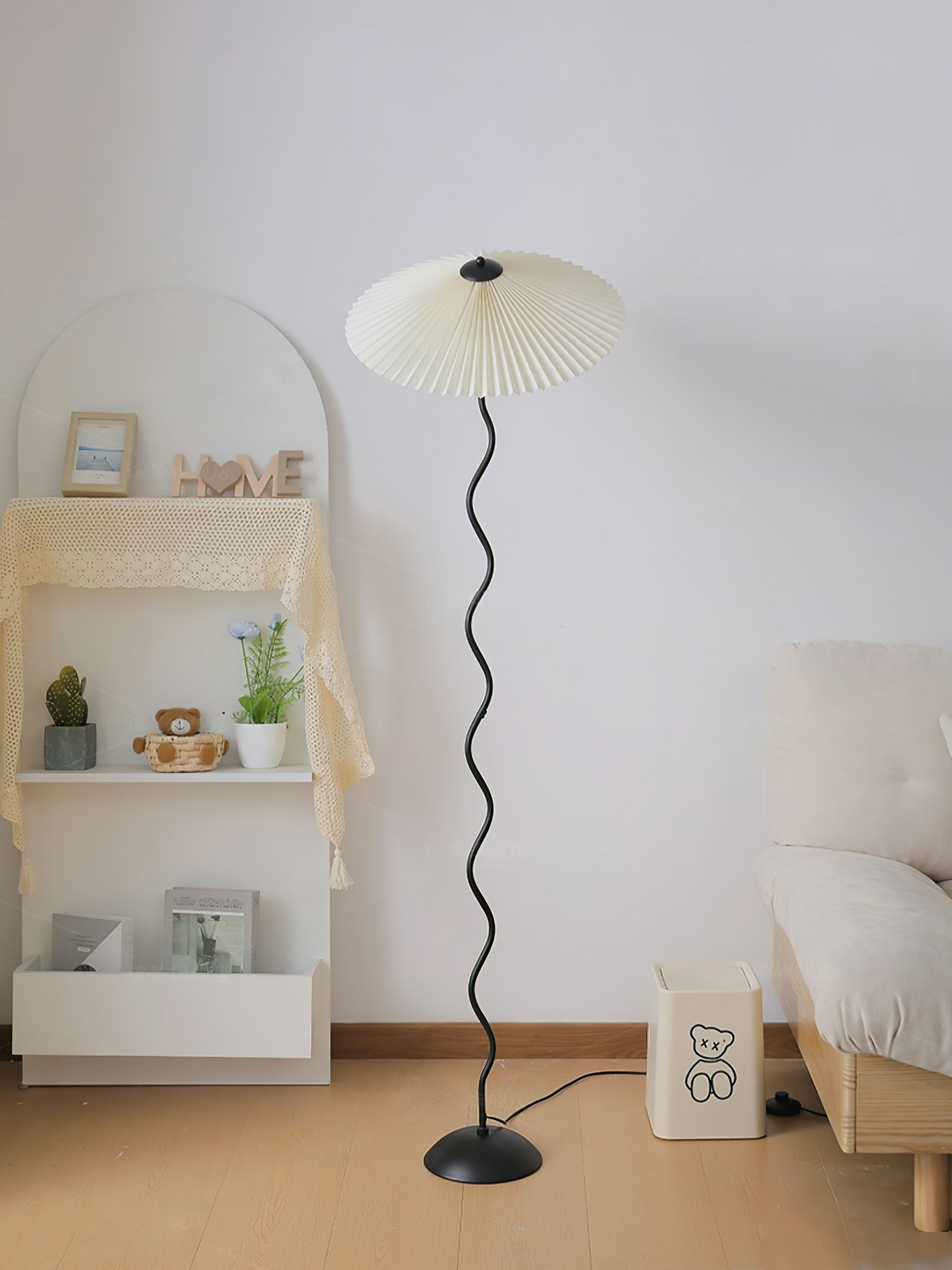Squiggle Sculptural Floor Lamp