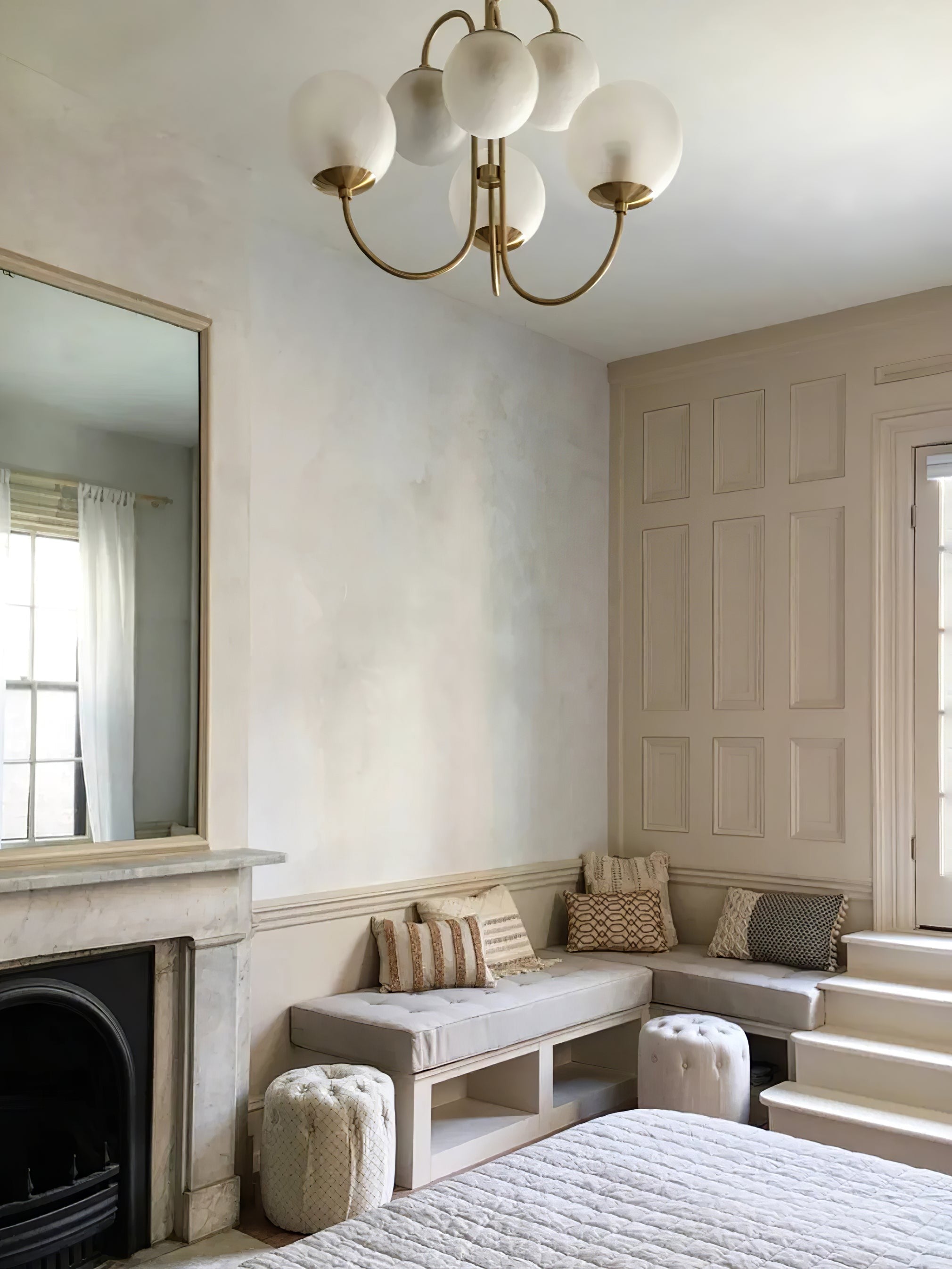 Swan Curve Glass Chandelier